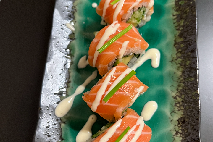 Lachsrolle - Kantō Sushi