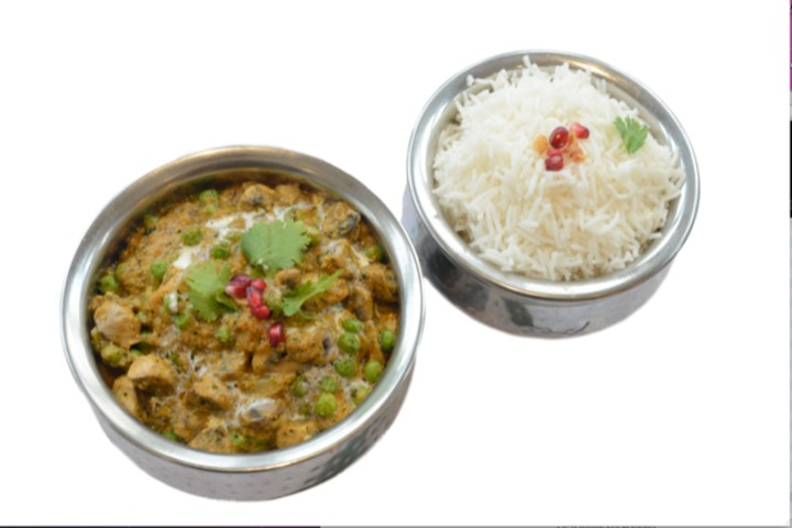 Khumbh Matar Masala - Indian BBQ Restaurant Zürich Wipkingen