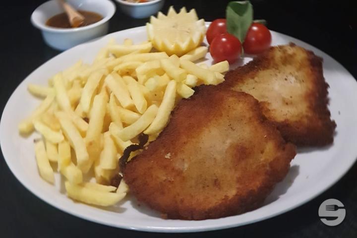 Normal Chicken Milanesa - Routes Argentines
