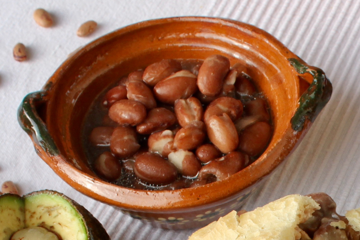 Haricots "Bayos" Doña Jose (DJ) - WTF (Warm Tasty Food)