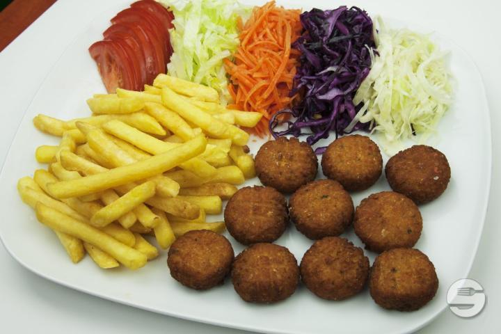 Falafel Plate - Restaurant Code Bar