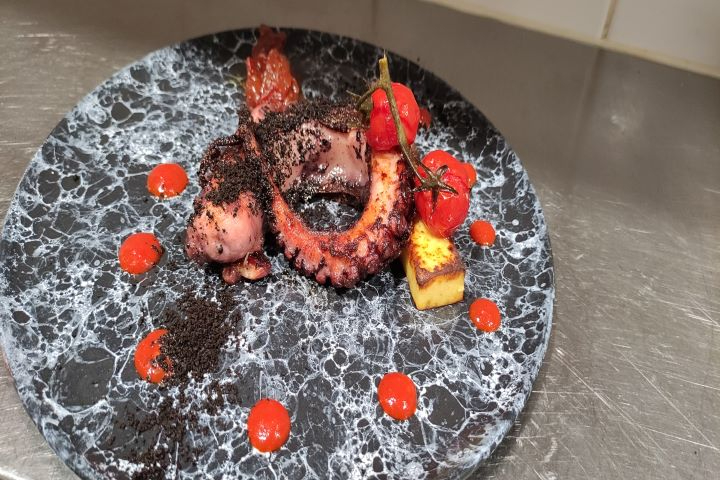Octopus tentacle - Le Bistroquet