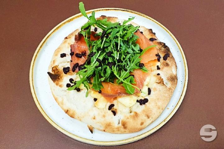 Pizza Gorument Proteina - Urb'En Bar