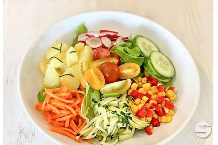 Big size mixed salad - Healthy-Food-Atelier