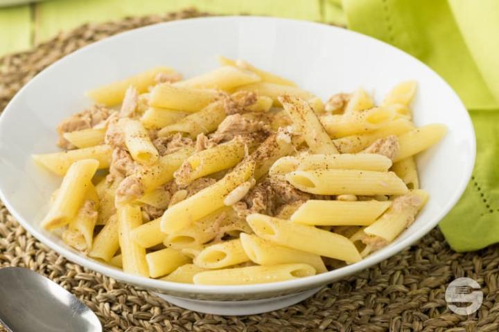 Pasta Penne al Tonno - Le Blonay's Pizza Restaurant
