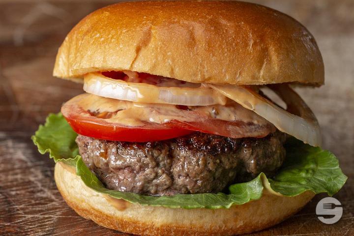 Hamburger - Le Blonay's Pizza Restaurant