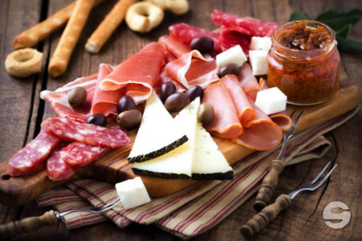 SÉLECTION DE CHARCUTERIE TESSINOISE - Monte Carlo Living