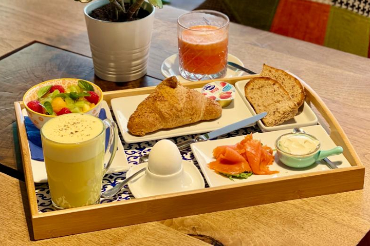 Massive Breakfast - Monte Carlo Living