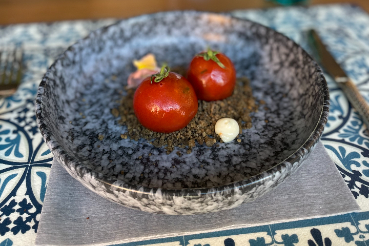 Tomato in Japan - Monte Carlo Living
