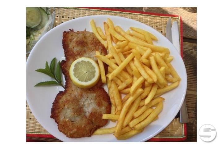 Kalbs-Wienerschnitzel - Restaurant SAGI