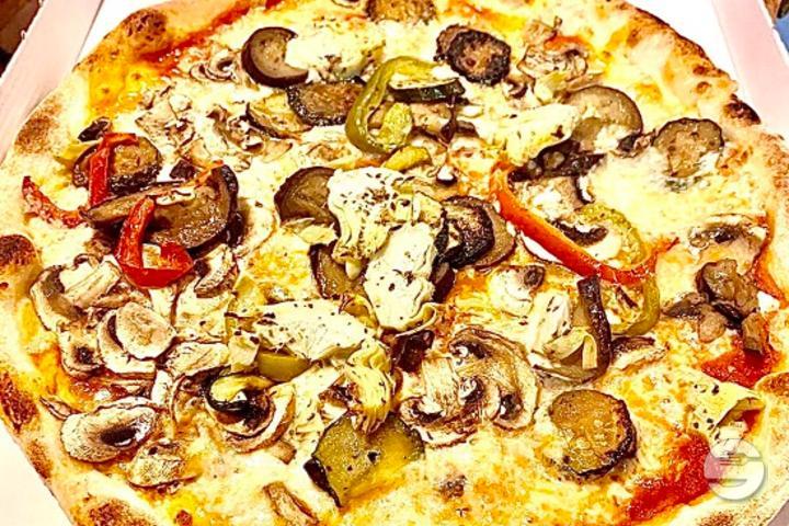 Pizza Vegetaria - La Cantinella