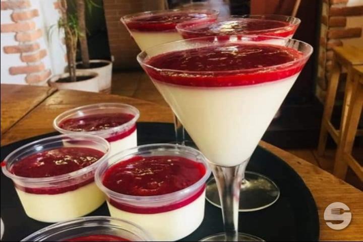 Panna Cotta with Forest Fruits - La Cantinella
