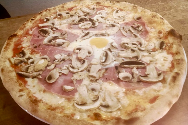 Pizza Bismark - La Cantinella