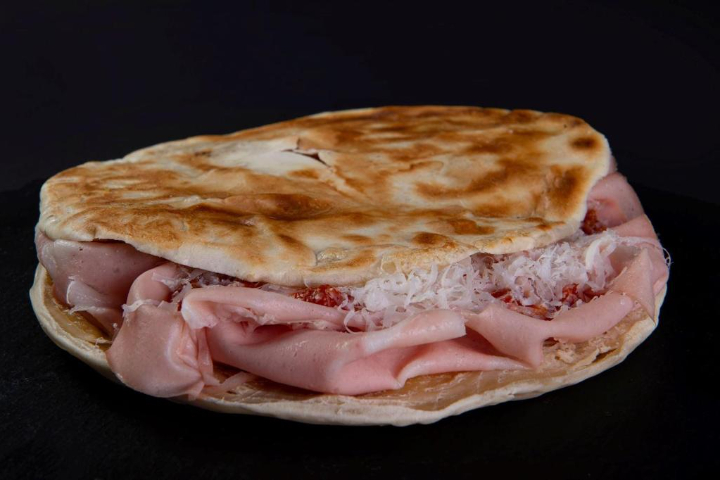 3. Mortadella aux Pistaches D.O.P - Tigellabella