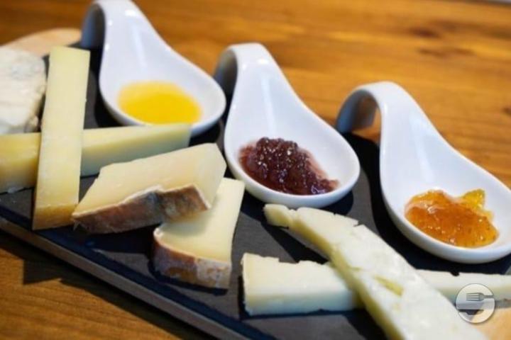 Petite Assiette de Fromages - Tigellabella