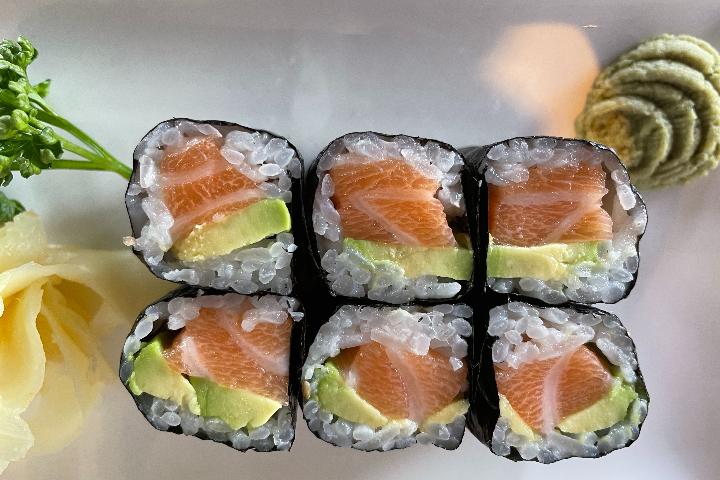 Hosomaki Salmon Avocado - Misuji Sushi