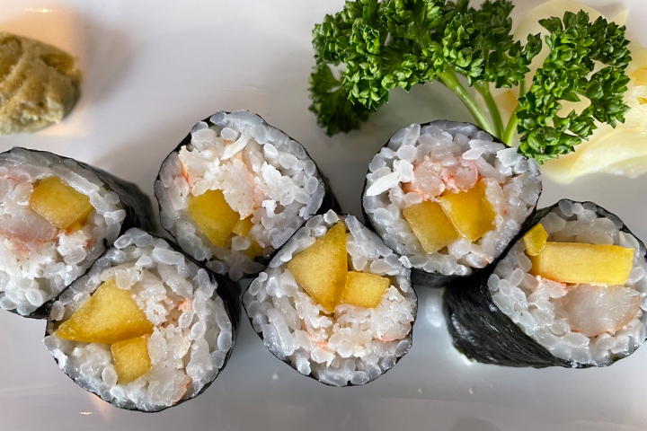 Hosomaki Crab Mango - Misuji Sushi