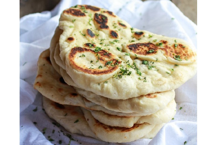 Naan al formaggio - OM Indian Food
