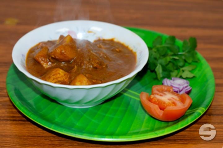 Chicken Vindaloo - OM Indian Food