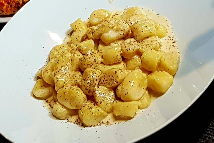 Gnocchi Gorgonzola e Noci - Mangia Bene