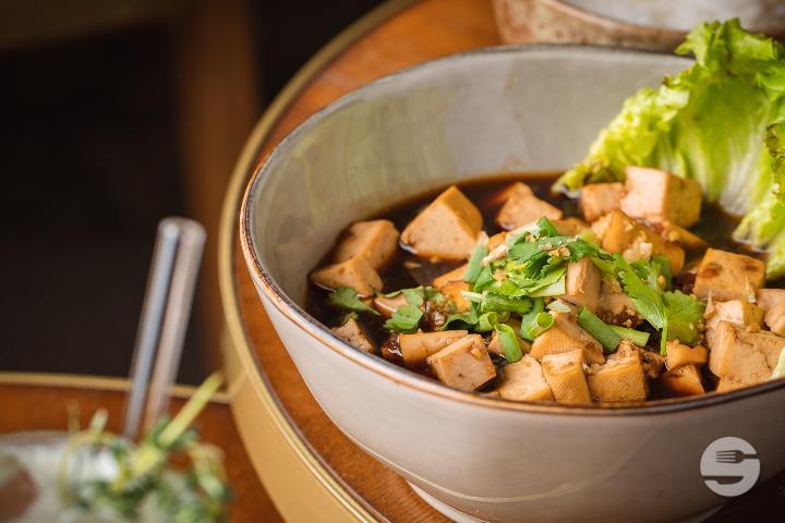 Tofu au Curry - LE SIL'O Thaï Restaurant