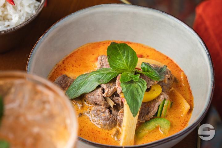 Au Curry Rouge - LE SIL'O Thaï Restaurant