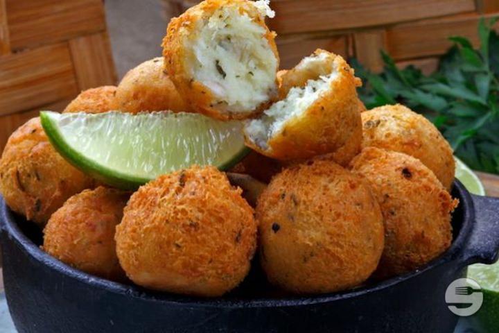 Bolinhos de Bacalhau - Rodizio Grill Le Mont d'Or