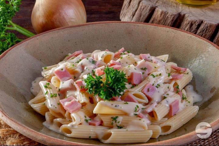 Penne Carbonara - Rodizio Grill Le Mont d'Or