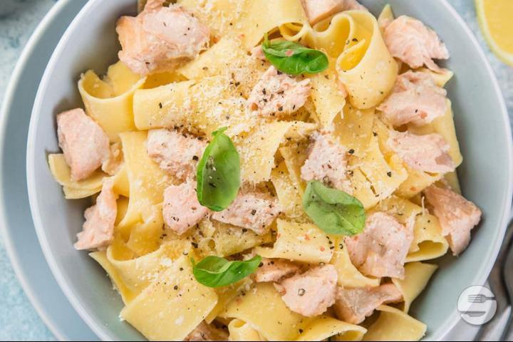 Penne Saumon et Vodka - Rodizio Grill Le Mont d'Or