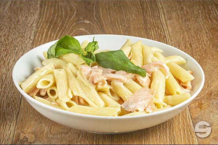 Tagliatelle Smoked Salmon - Le Tivoli