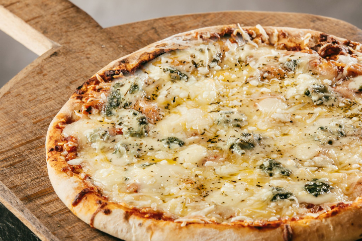 Pizza Gorgonzola - La Stella Pizza & Pasta
