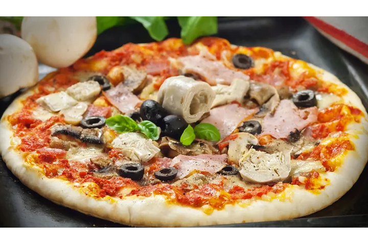 Pizza Capricciosa - La Stella Pizza & Pasta