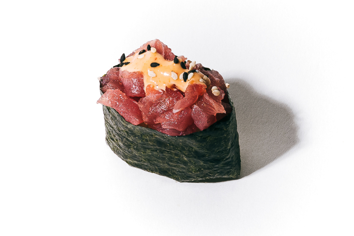 Nigiri Gunkan Tuna Spicy - Haiku Asian Cuisine & Sushi - Roche