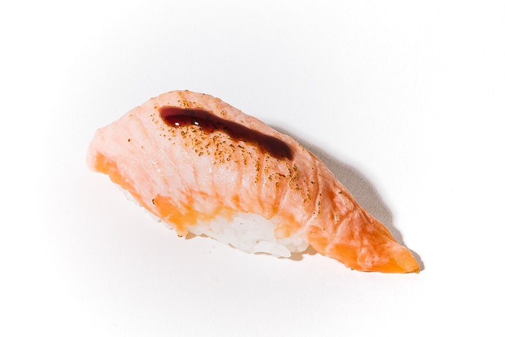 Nigiri Tataki Salmon - Haiku Asian Cuisine & Sushi - Roche