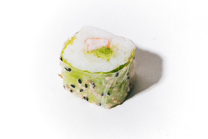 Spring Roll Avocado Shrimps - Haiku Asian Cuisine & Sushi - Roche
