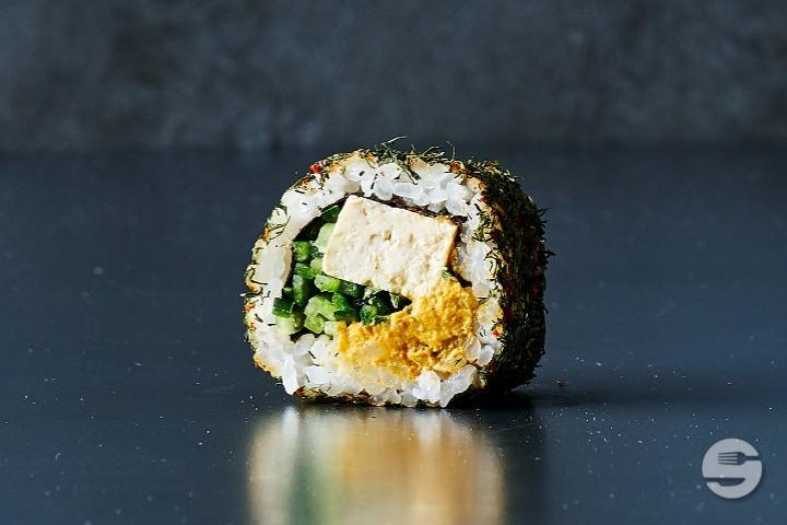 Smoked Tofu Inside Out (8 pcs) - Yooji's Bahnhofstrasse