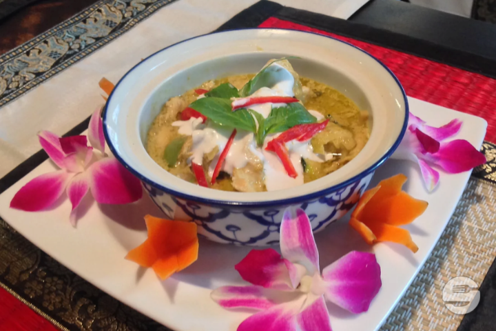 Gaeng Massaman - Mr. Rung
