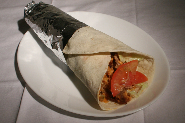 Cevapcici im hausgemachtem Fladenbrot - Best Pizza Kurier
