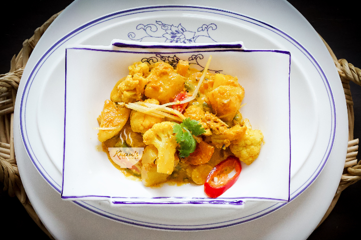 ALOO GOBI - Khan's Flavours of Asia