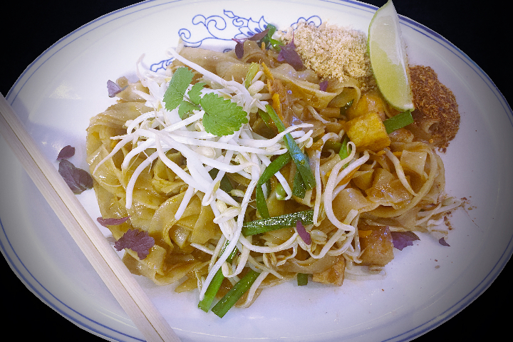 PAD THAI CHICKEN - Khan's Flavours of Asia