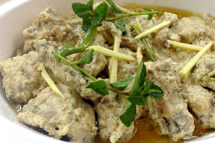 White Karahi mit Lamm - Chilli Masala