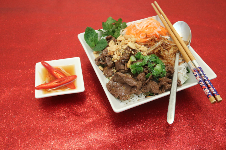Bún xào bò / Gà / Tôm - Vietnam Street Food