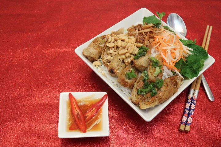 Bún xào tofu - Bún chả giò - Vietnam Street Food