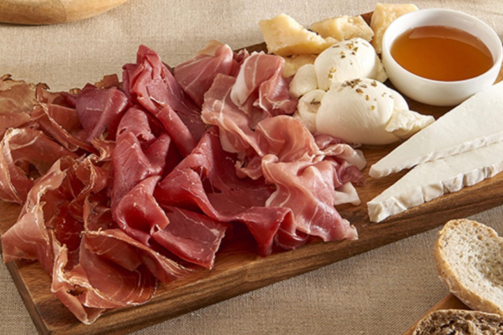 Aperitivo all'Italiana Platter - Salade Passion