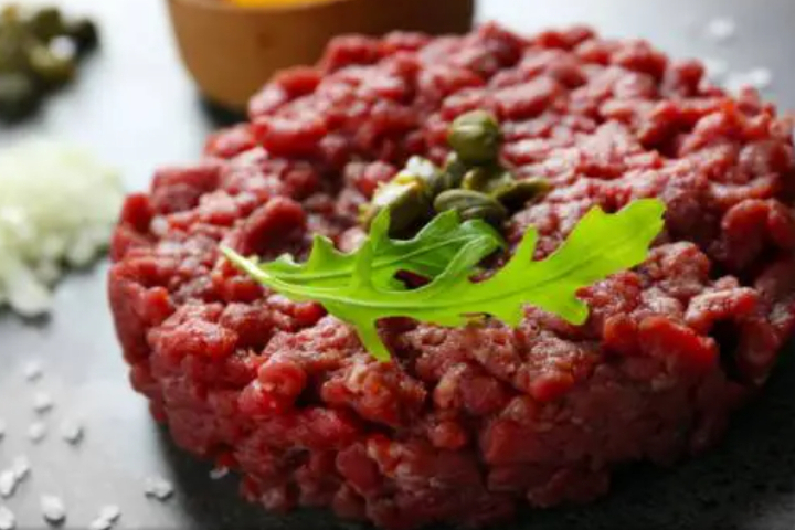 Beef Tartar - Arte Pizza Sion