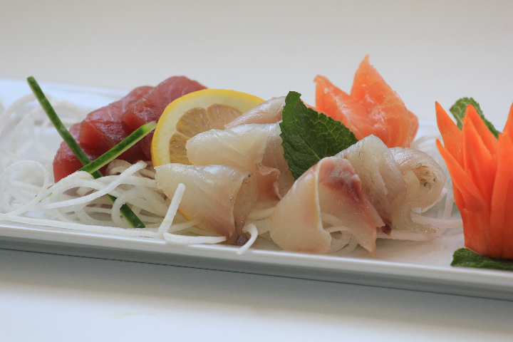 5. Mixed Sashimi - Isushi