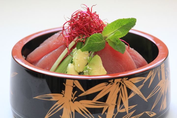 86. Tuna Chirashi - Isushi