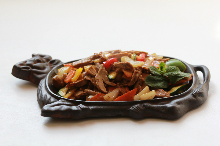 173. Black Pepper Duck - Isushi