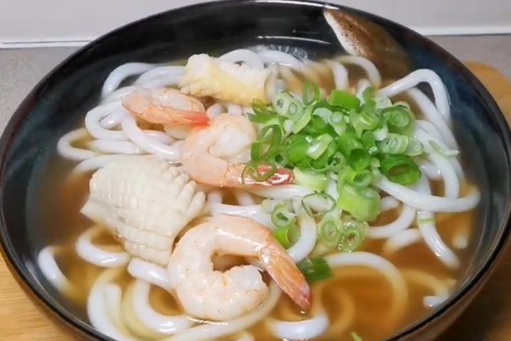 208. Homemade Udon Soup - Isushi