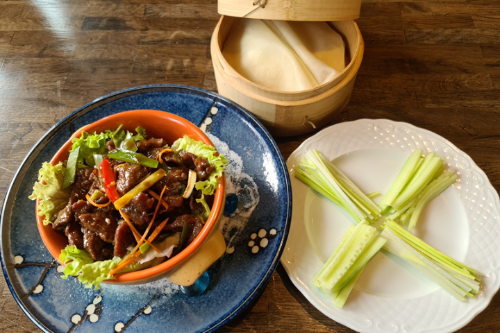 Fine lamelles de bœuf à la pékinoise - Isushi